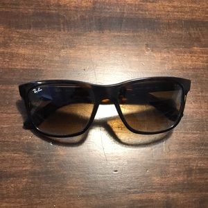 Ray-Ban Sunglasses, RB4181